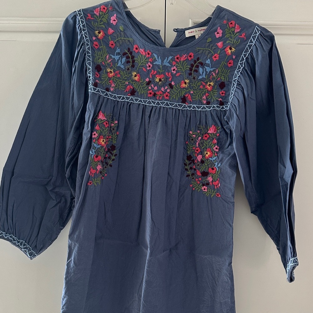 Mimi and Maggie Embroidered Blue girl’s dress size M (10-12)
